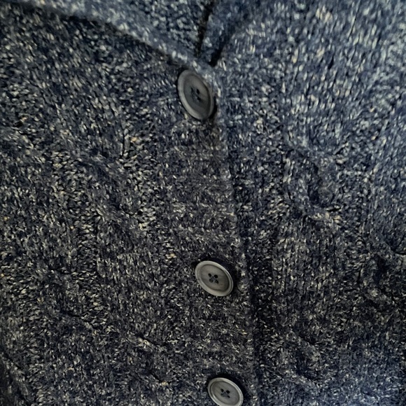 Size 2X L.L. Bean Women's Blue Cardigan Sweater - Picture 3 of 7